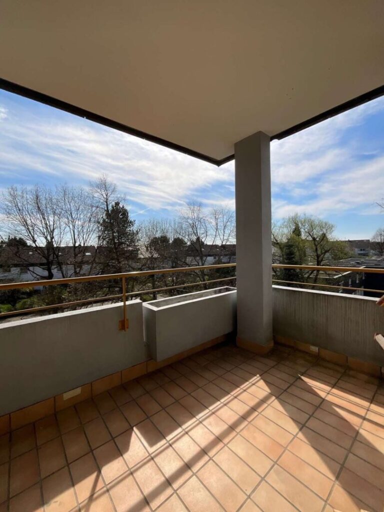 Balkon überdacht